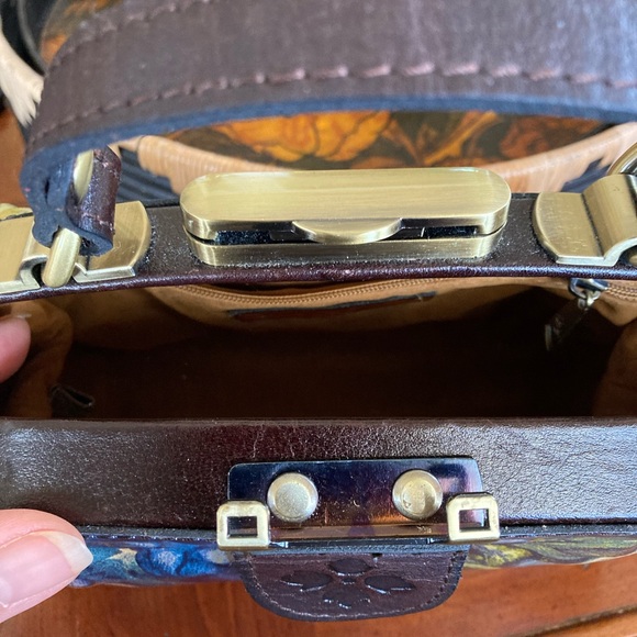 Patricia Nash Gracchi Floral Frame Satchel - Picture 9 of 12